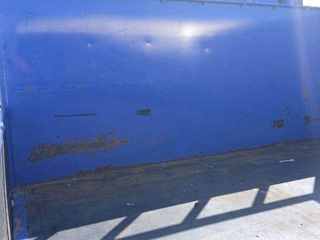 281.jpg
