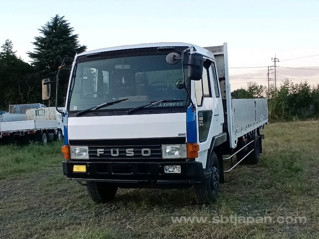 r.jpg