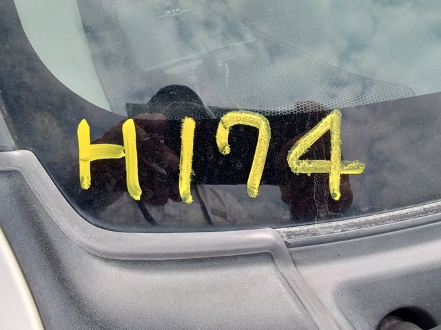 281.jpg