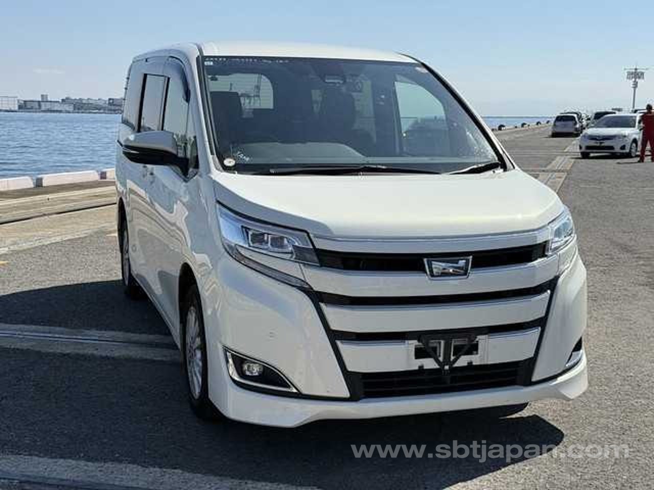 2021 Toyota Noah, photo 1 of 1