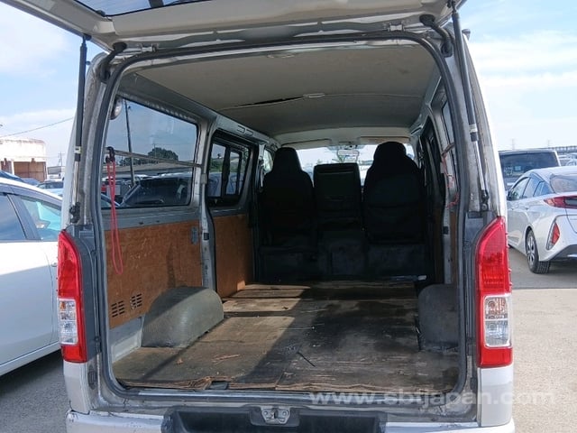 32.jpg