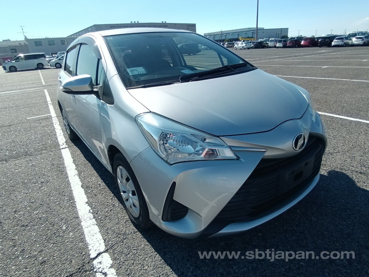 2019 Toyota Vitz, photo 1 of 1