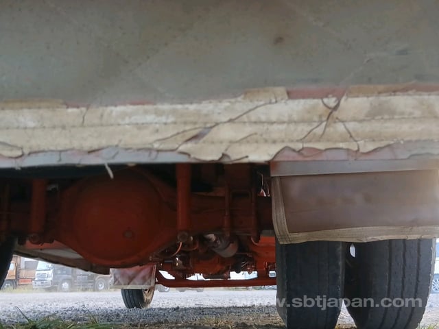 32.jpg