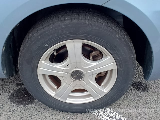 32.jpg