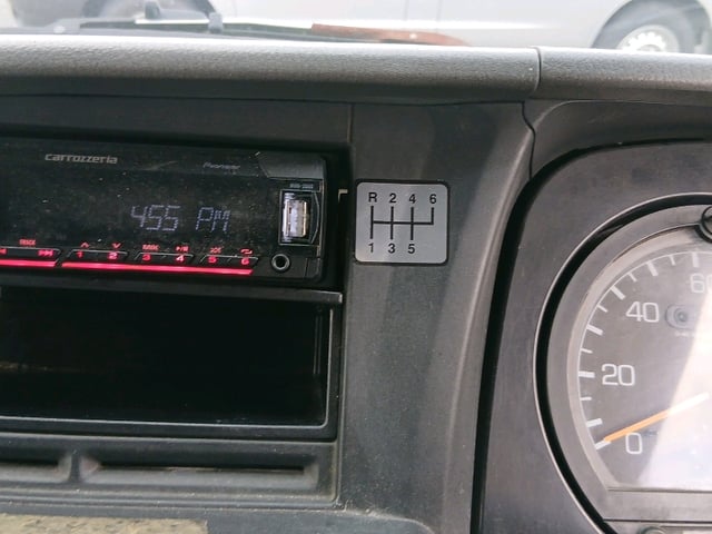 281.jpg