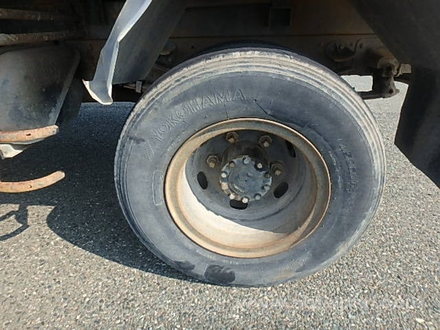 27.jpg