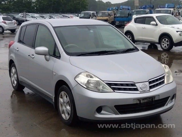 NISSAN TIIDA 2009 f.jpg