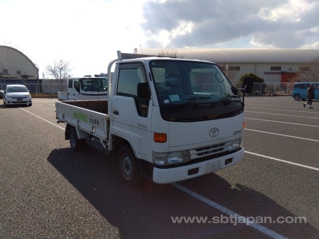 Import used TOYOTA DYNA 2000 for sale - SBT Global Car exporters