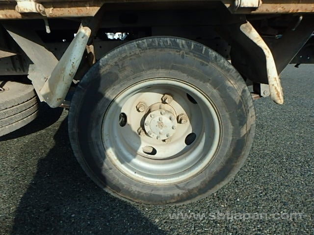 27.jpg